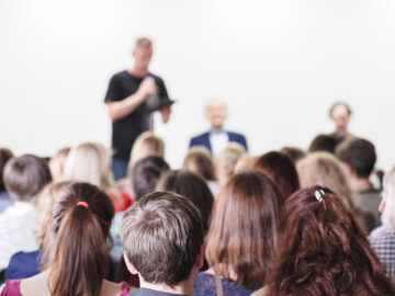 Einladung zur Podiumsdiskussion am 14.9.22 – Unterrichtsversorgung – geht’s noch?!